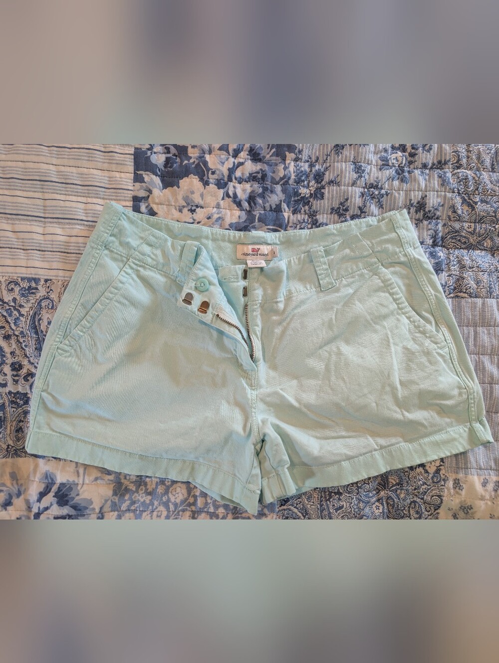 Size 8 Vineyard Vines Mint Chino Shorts | Stretch Cotton